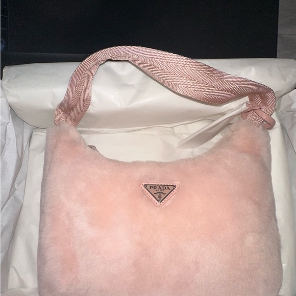 Prada Shearling 2000 re addition - Picture 2 of 9